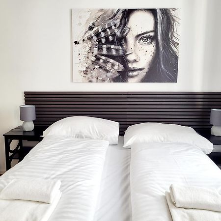 Floridsdorfer Apartment - Free Highspeed-Internet Виена Екстериор снимка