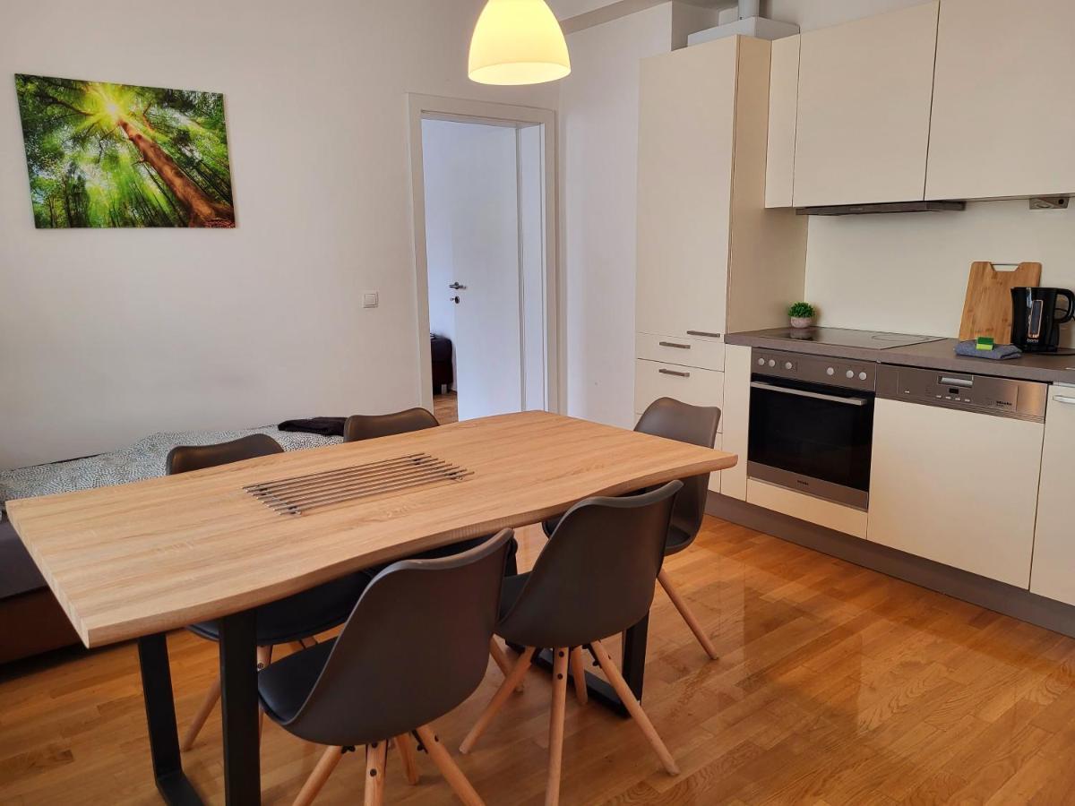 Floridsdorfer Apartment - Free Highspeed-Internet Виена Екстериор снимка